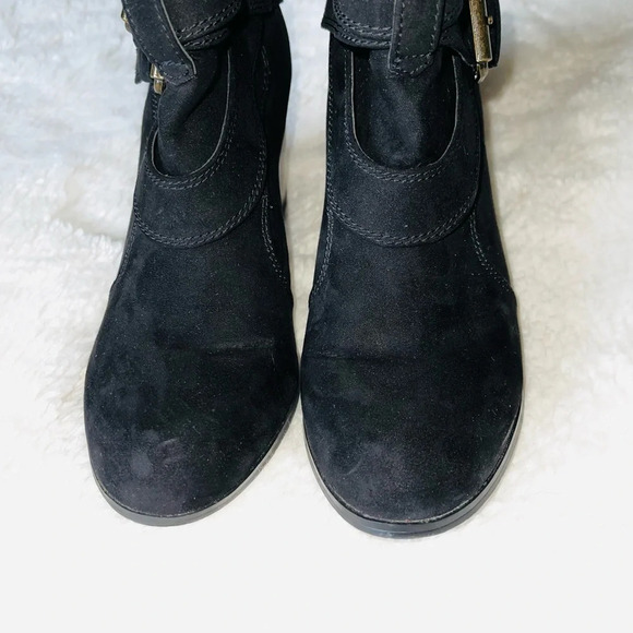 American Eagle Black Faux Suede Buckle Block Heel Ankle Boots 8 Women’s - Picture 2 of 10